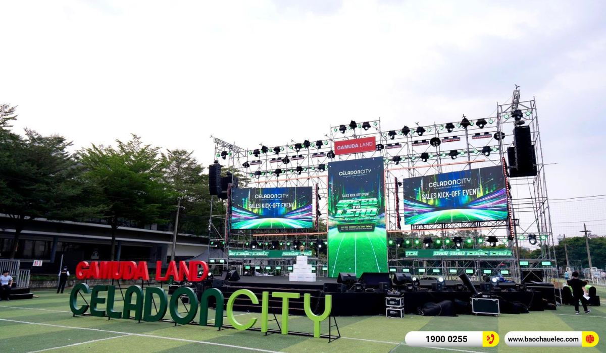 Lắp đặt hệ thống line Array dBTchnologies Vio L1610 cho sự kiện Celadon City By Gamuda Land