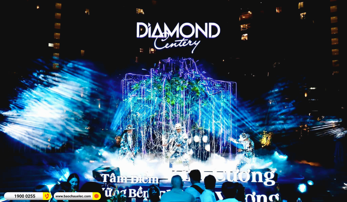 Hệ thống line Array dBTchnologies Vio L1610 cho sự kiện Ng&agrave;y Tri &Acirc;n của Diamond Centery tại H&agrave; Nội