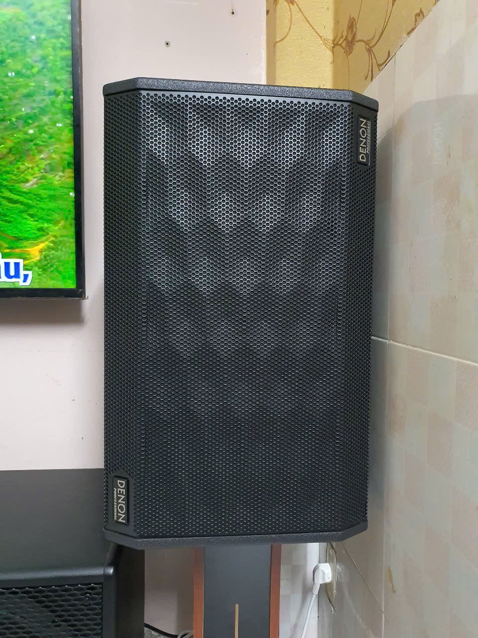 Lắp đặt d&agrave;n karaoke Denon hơn 50tr cho anh Trương tại TP HCM