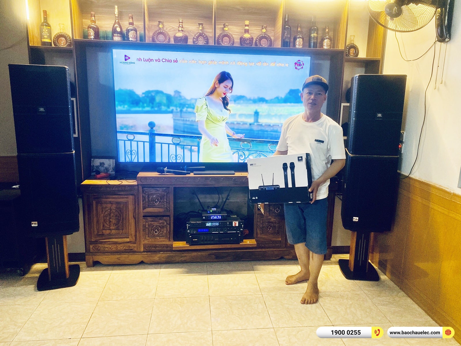kh&aacute;ch h&agrave;ng đấu gi&aacute; th&agrave;nh c&ocirc;ng tr&ecirc;n livestream Bảo Ch&acirc;u Elec