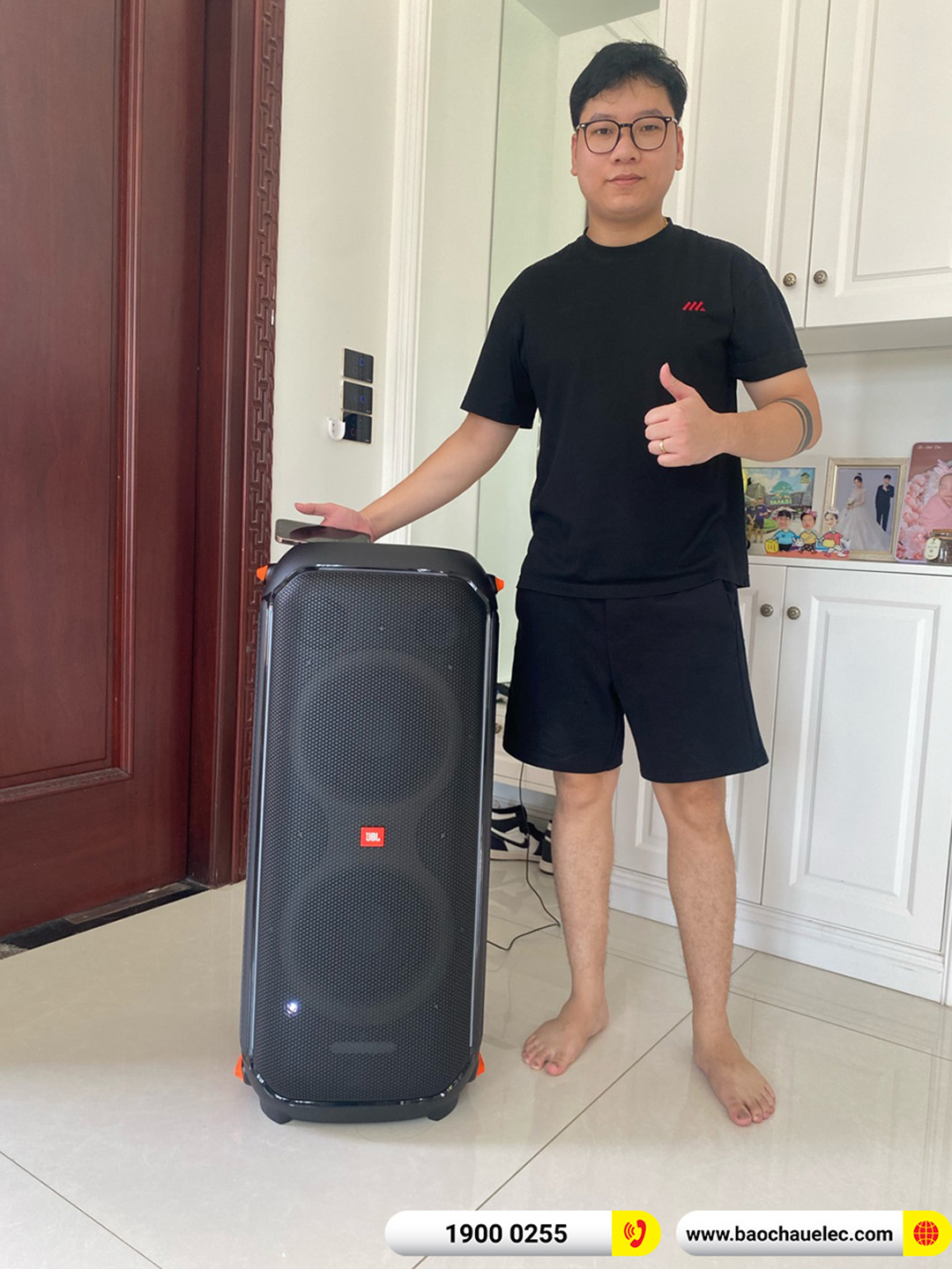 Kh&aacute;ch h&agrave;ng mua loa jbl partybox 710