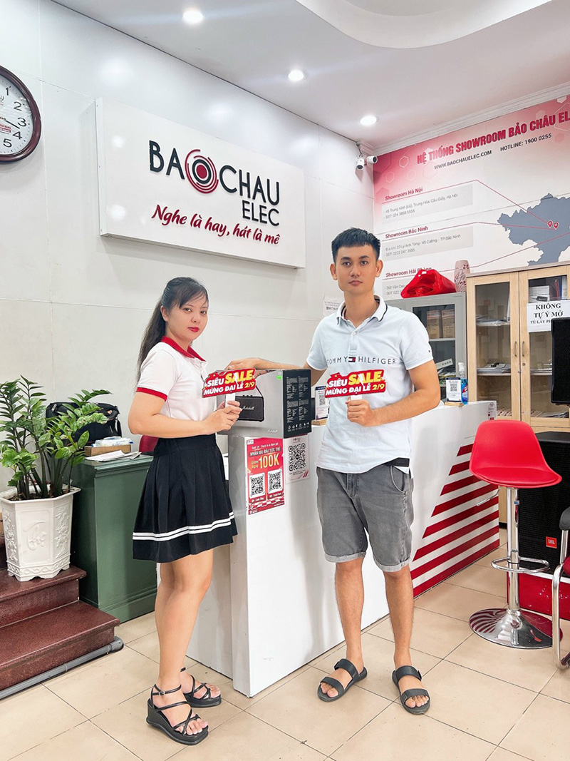 Gi&aacute;m đốc Marshall thị trường Việt Nam sang thăm v&agrave; l&agrave;m việc tại Bảo Ch&acirc;u Elec