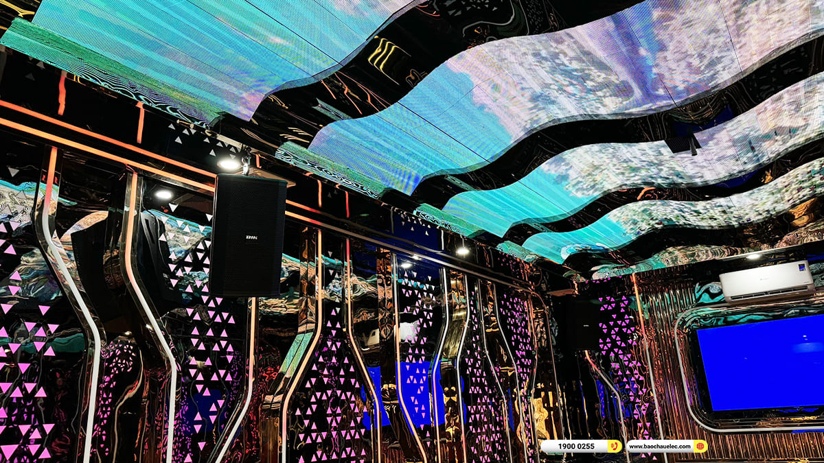Lắp đặt 9 ph&ograve;ng h&aacute;t gần 900tr cho qu&aacute;n karaoke tại TPHCM