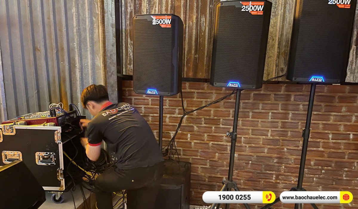 Lắp đặt &acirc;m thanh nh&agrave; h&agrave;ng Alto cho qu&aacute;n buffet lẩu nướng Up Grill & Chill tại Cần thơ