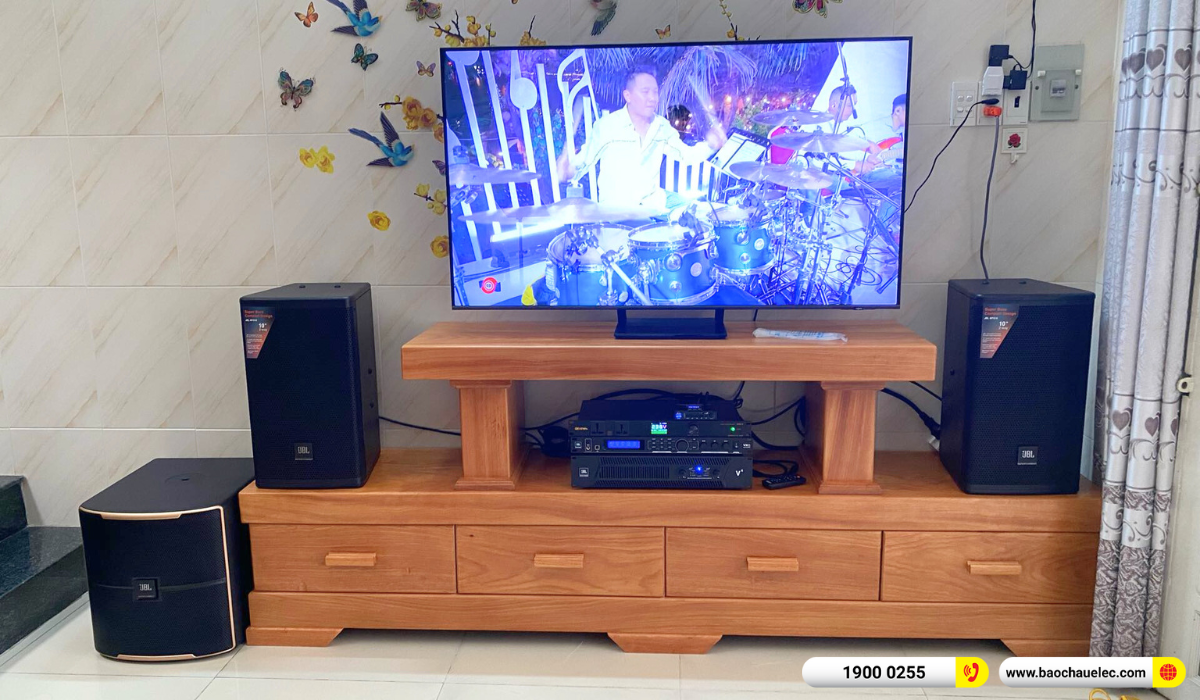 Lắp đặt d&agrave;n karaoke JBL hơn 65tr cho anh Chuyển tại TP HCM