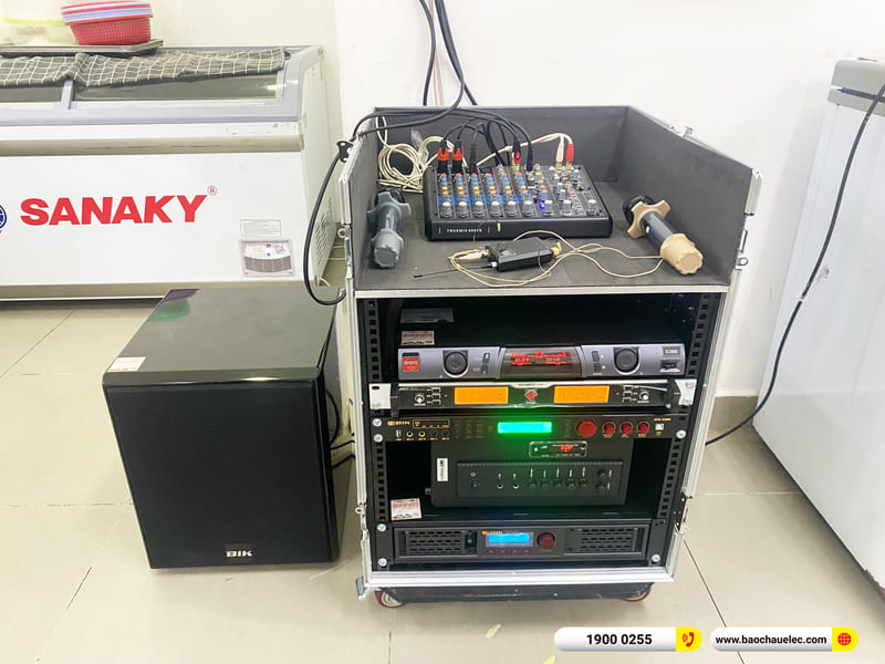 Lắp đặt d&agrave;n &acirc;m thanh gần 70tr cho Học viện pha chế Vinbar ở TPHCM