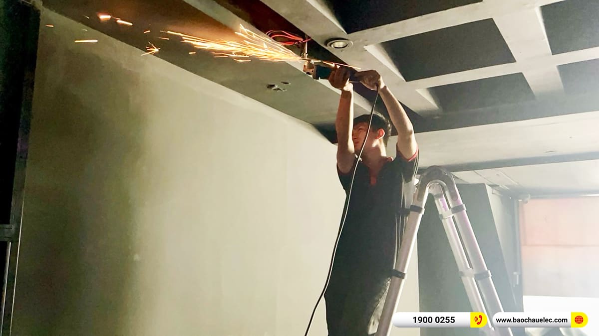 Lắp đặt d&agrave;n &acirc;m thanh RCF gần 193tr cho Saigon Kick Bar ở TPHCM