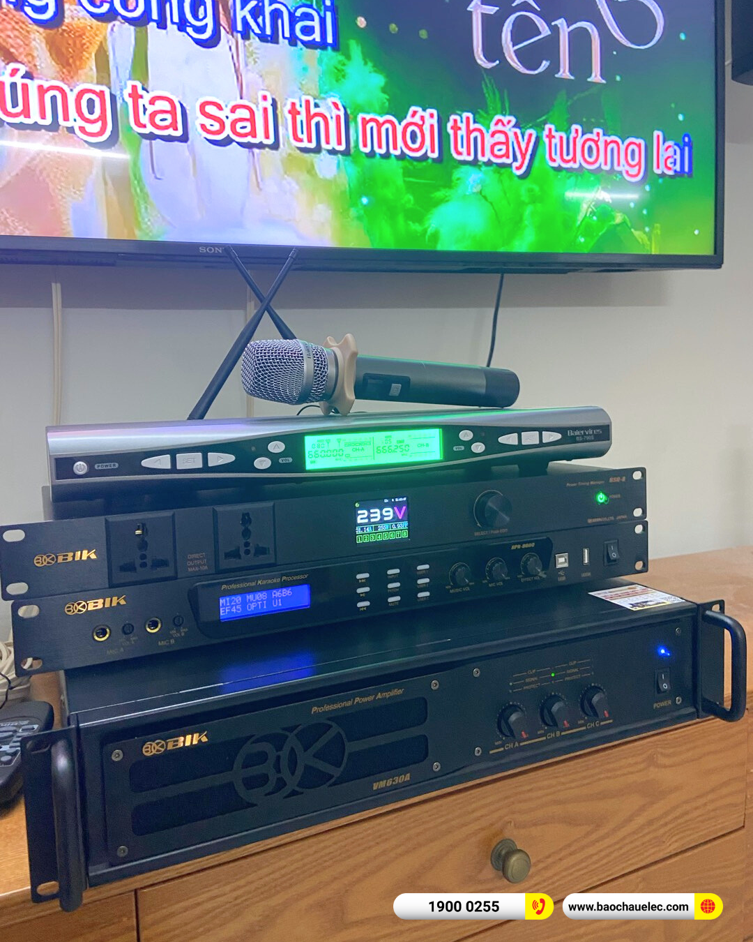 Lắp đặt dàn karaoke gắn tường Audiocenter cho anh Trung tại TP HCM