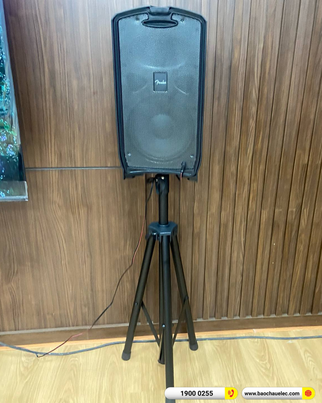 Lắp đặt d&agrave;n karaoke di động Fender hơn 35tr cho trường đại học hạ long tại Quảng Ninh