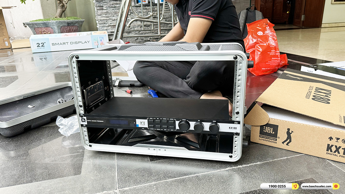 Lắp đặt d&agrave;n karaoke di động RCF gần 83tr cho chị Hằng TPHCM