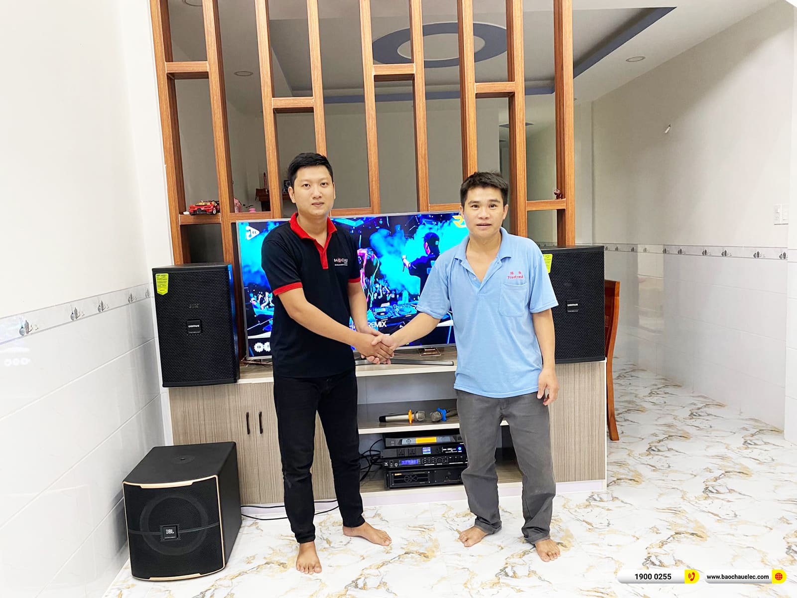 Lắp đặt d&agrave;n karaoke Domus gần 51tr cho anh Tiến ở B&igrave;nh Dương