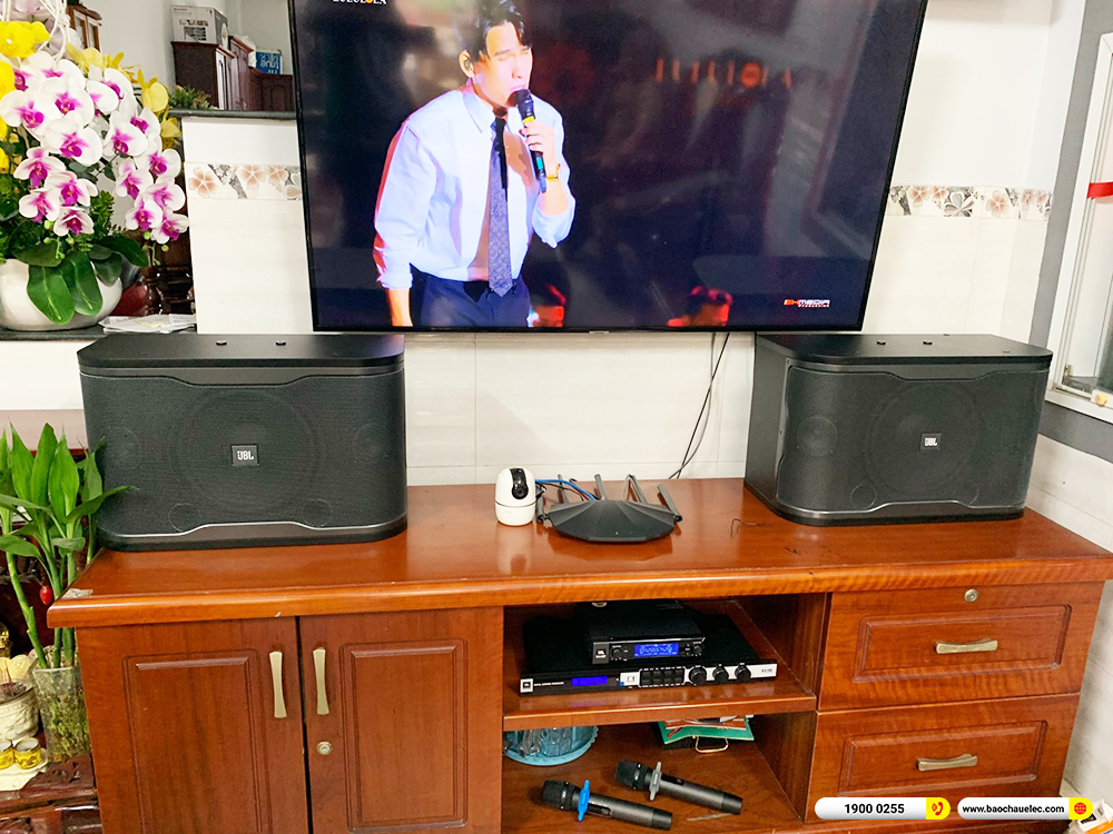 Lắp đặt d&agrave;n karaoke JBL hơn 23tr cho anh Cường ở TPHCM