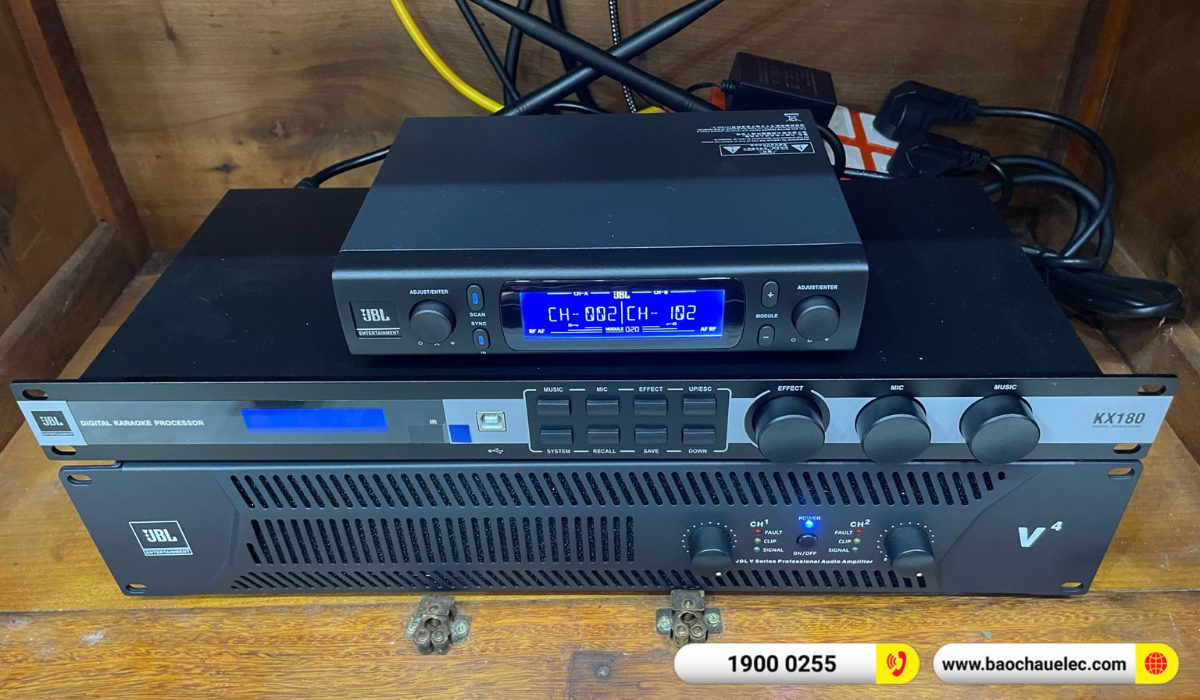 Lắp đặt d&agrave;n karaoke JBL hơn 69tr cho anh Đo&agrave;n tại Hải Dương