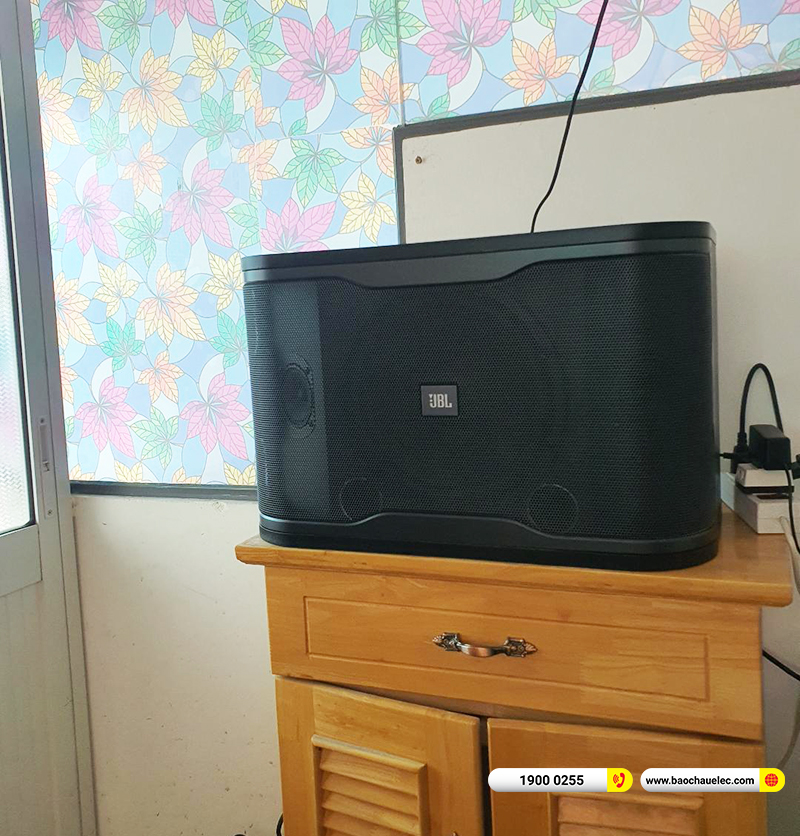 Lắp đặt d&agrave;n karaoke JBL hơn 16tr cho anh Hải ở TPHCM