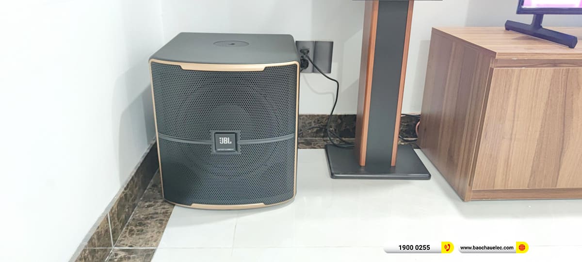 Lắp đặt d&agrave;n karaoke JBL gần 68tr cho anh Huỳnh ở TPHCM