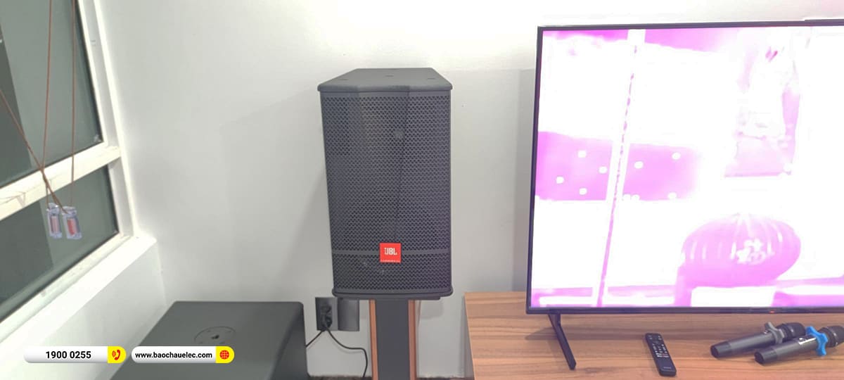 Lắp đặt d&agrave;n karaoke JBL gần 68tr cho anh Huỳnh ở TPHCM