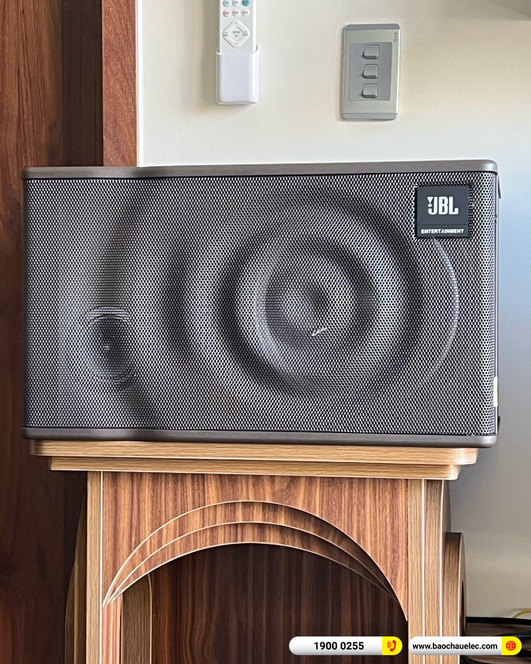 Lắp đặt d&agrave;n karaoke JBL hơn 20tr cho anh Linh tại Long An