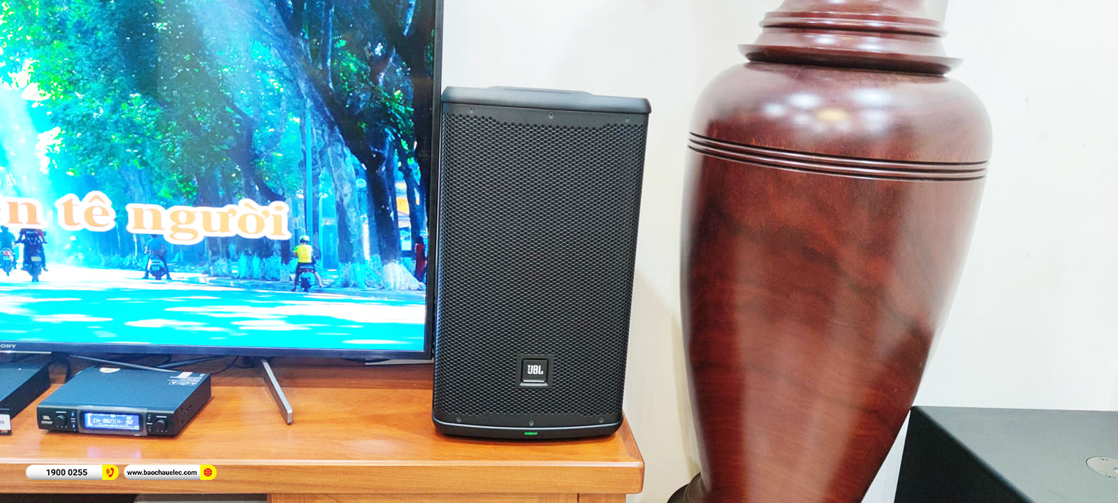 Lắp đặt d&agrave;n karaoke JBL hơn 56tr cho anh Sơn ở TPHCM