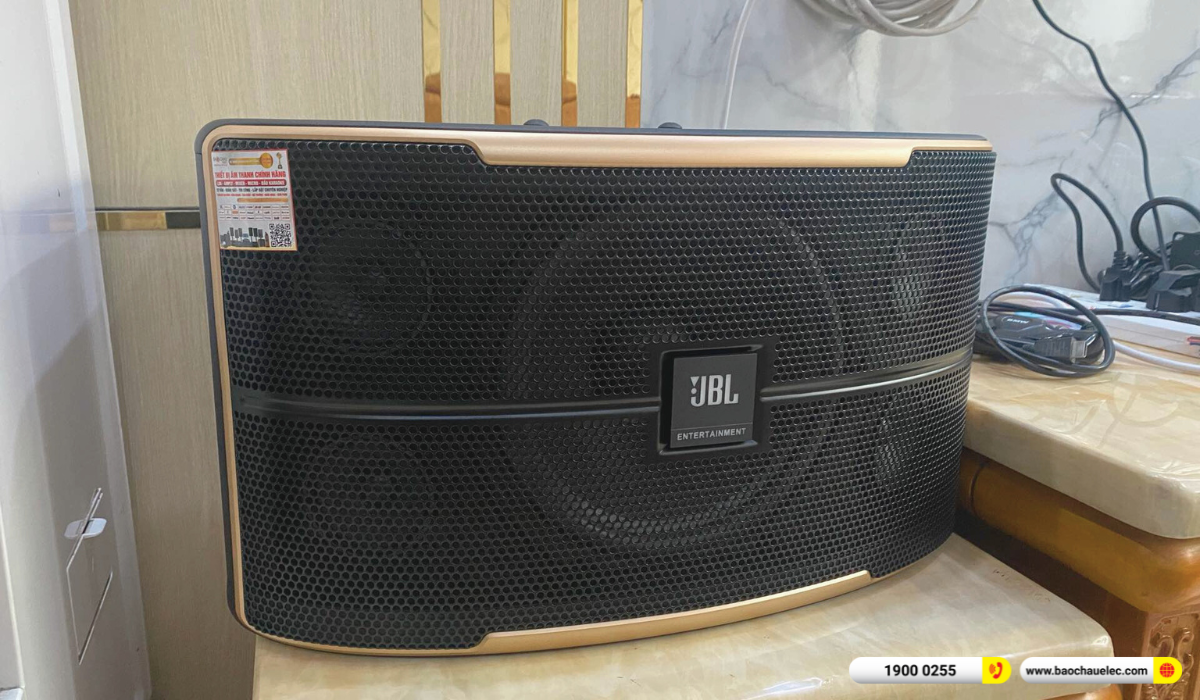 Lắp đặt d&agrave;n karaoke JBL gần 33tr cho anh Tuyết tại TP HCM