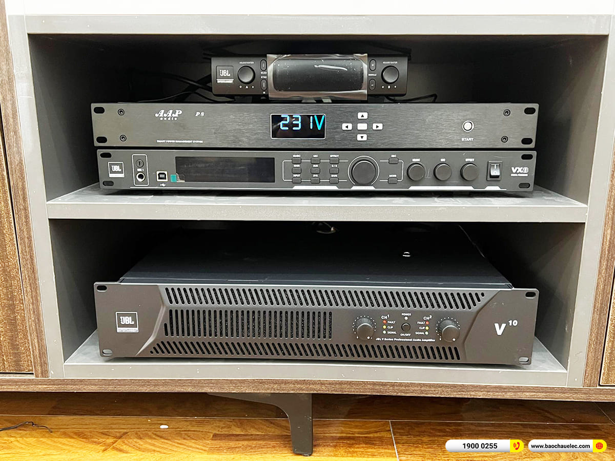 Lắp đặt d&agrave;n karaoke JBL gần 92tr cho anh Vinh ở TPHCM