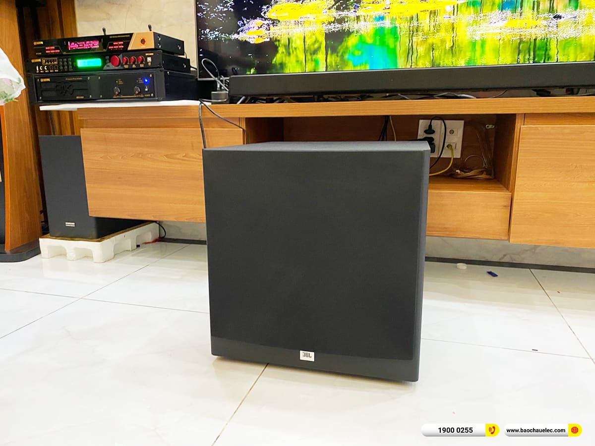 Lắp đặt d&agrave;n karaoke JBL hơn 58tr cho chị Cẩm ở TPHCM