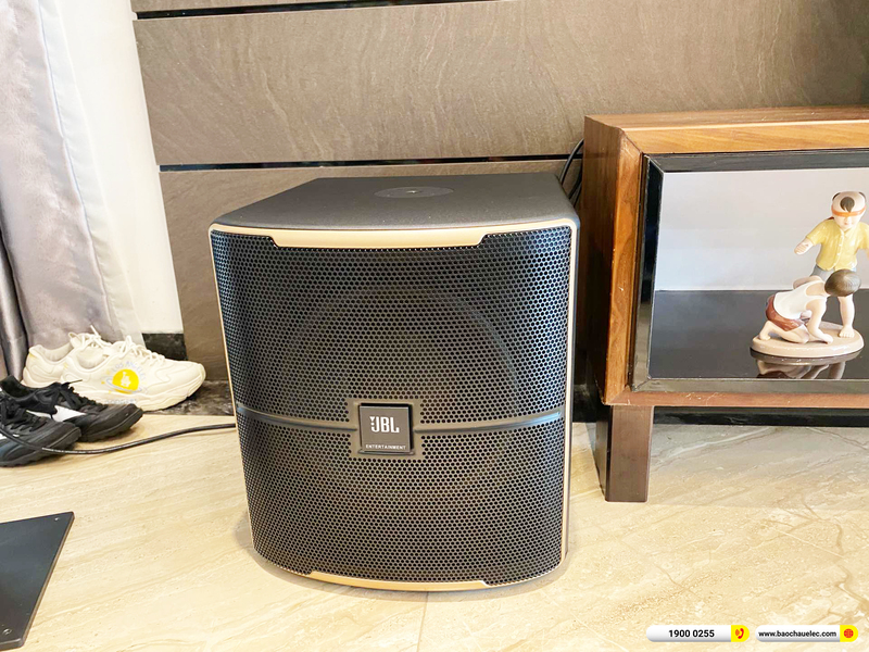 Lắp đặt d&agrave;n karaoke JBL hơn 75tr cho chị Hằng ở B&igrave;nh Dương