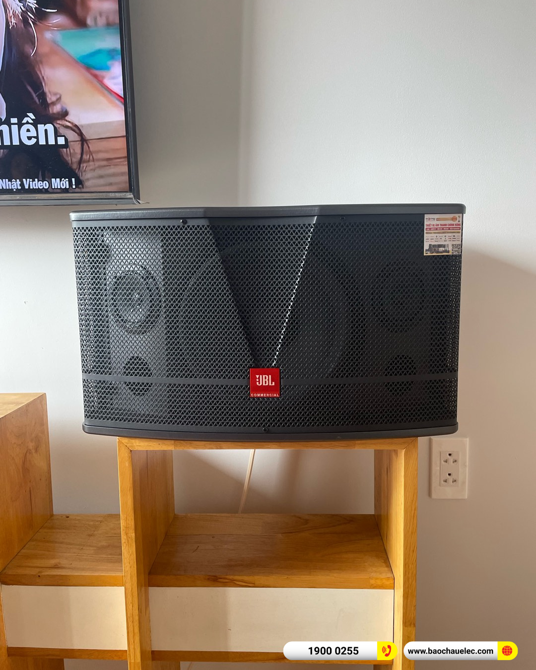 Lắp đặt d&agrave;n karaoke JBL hơn 45tr cho chị Mai tại TP HCM