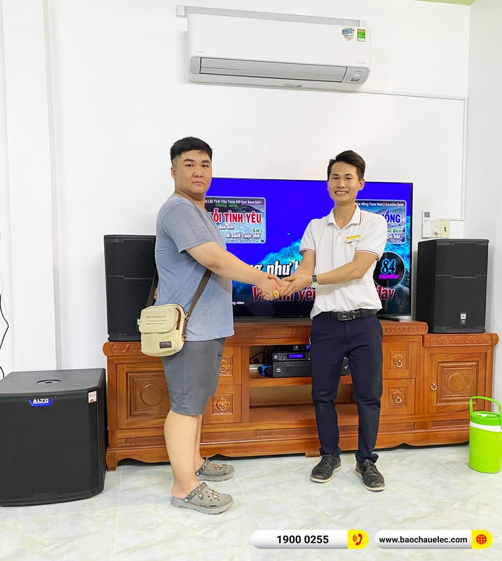 Lắp đặt d&agrave;n karaoke JBL gần 86tr cho chị Ngọc ở TPHCM