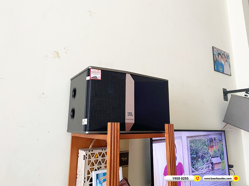 Lắp đặt d&agrave;n karaoke JBL hơn 38tr cho chị Thu ở TPCHM