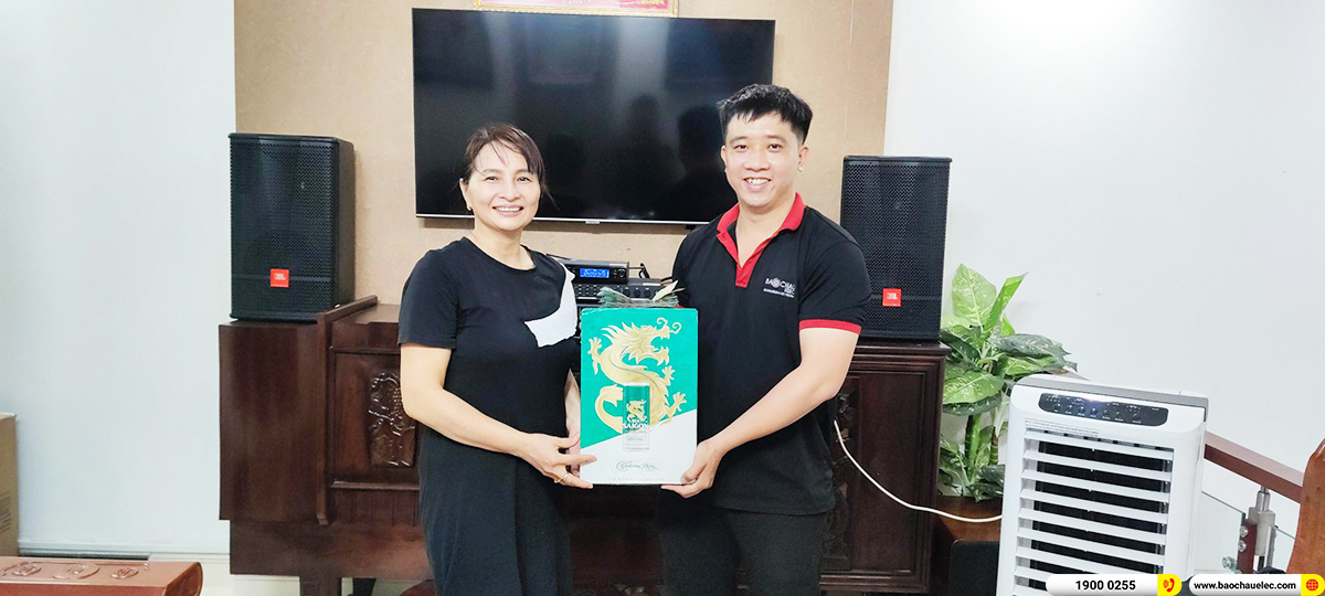 Lắp đặt d&agrave;n karaoke JBL gần 60tr cho chị Trinh ở TPHCM