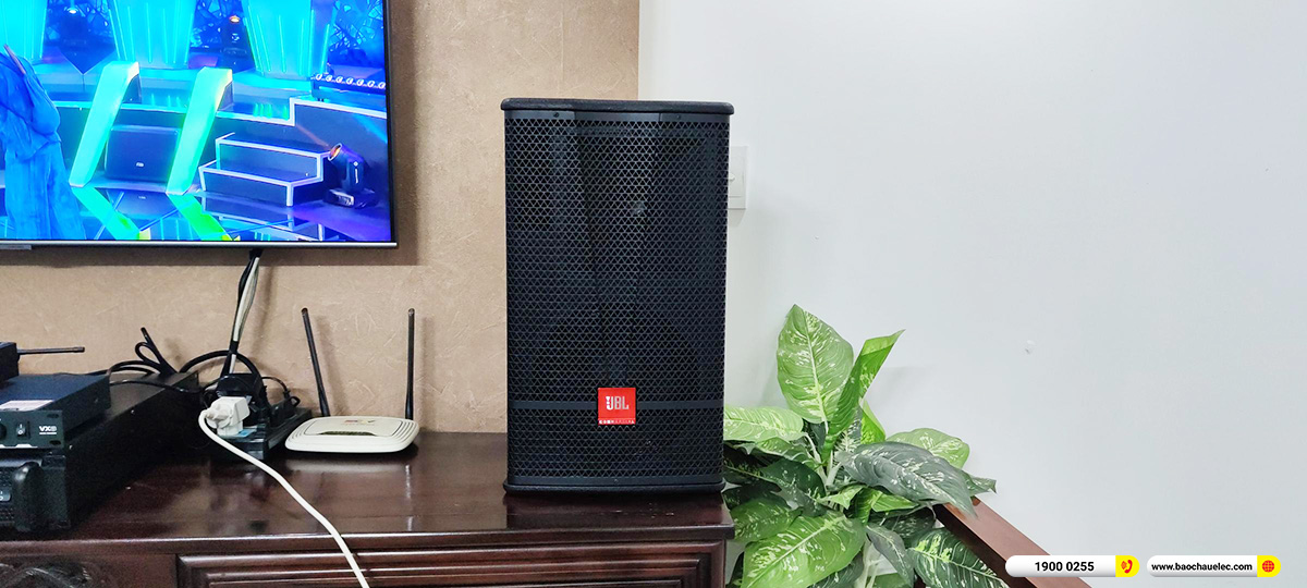 Lắp đặt d&agrave;n karaoke JBL gần 60tr cho chị Trinh ở TPHCM