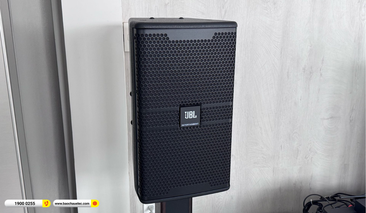 Lắp đặt d&agrave;n karaoke JBL hơn 76tr cho anh Việt tại TP HCM