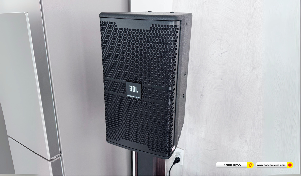 Lắp đặt d&agrave;n karaoke JBL hơn 76tr cho anh Việt tại TP HCM