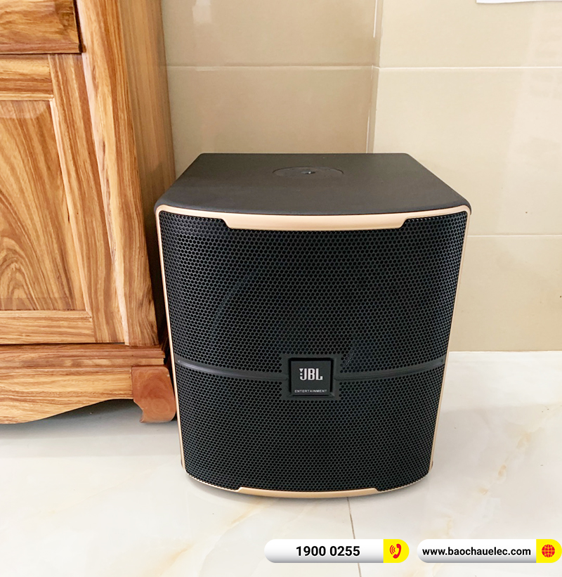 Lắp đặt d&agrave;n karaoke RCF gần 56tr cho anh Ho&agrave;ng ở TPHCM