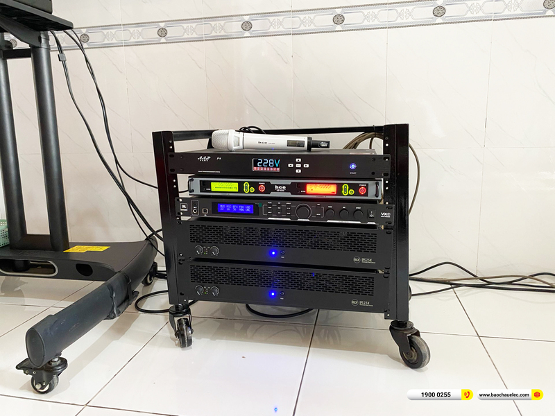 Lắp đặt d&agrave;n karaoke RCF 210tr cho anh Nam ở TPHCM