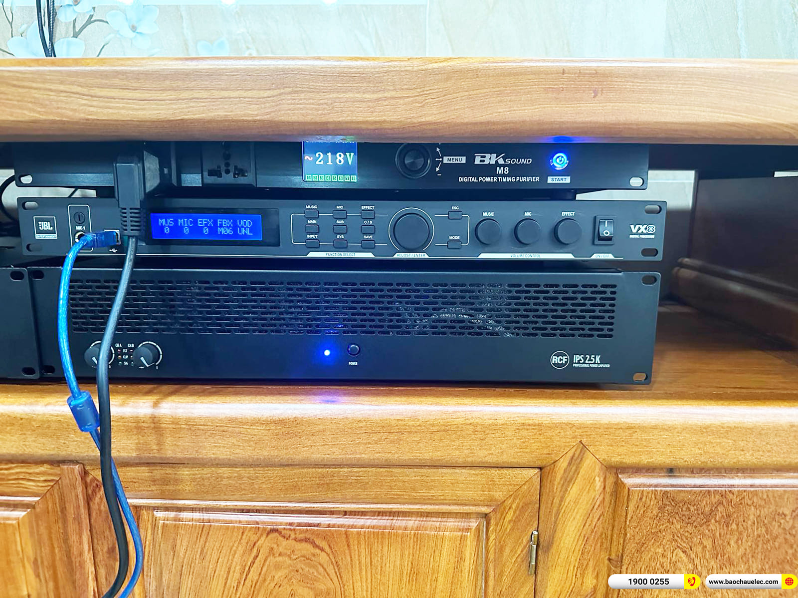 Lắp đặt d&agrave;n karaoke RCF 200tr cho anh Sơn ở TPHCM 