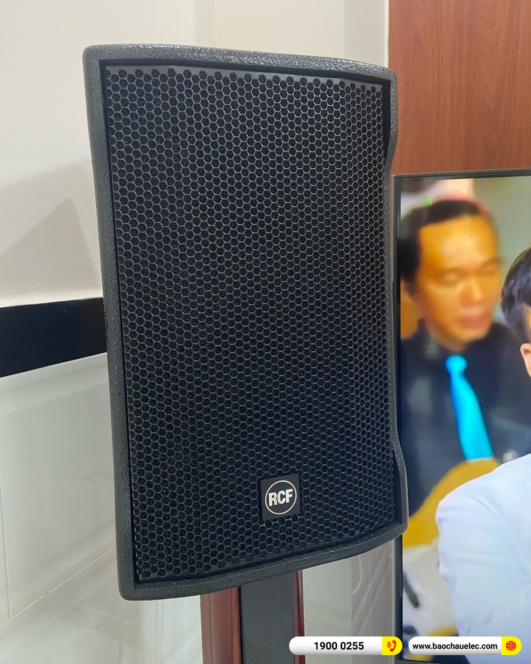 Lắp dặt d&agrave;n karaoke RCF hơn 102tr cho chị B&igrave;nh tại TP HCM