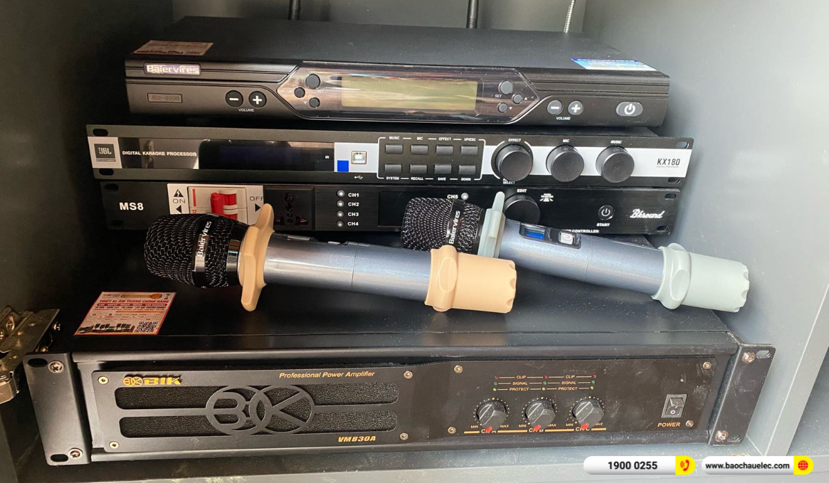 Lắp đặt d&agrave;n karaoke RCF gần 120tr cho chị Chung tại TP HCM