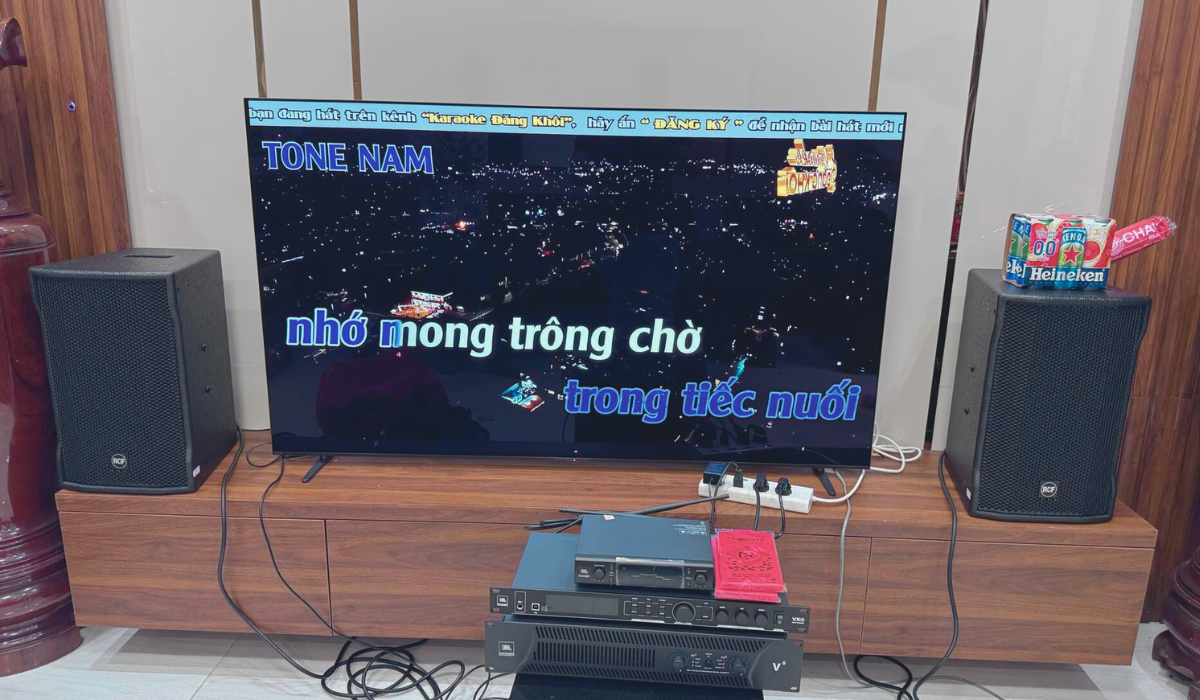 Lắp đặt d&agrave;n karaoke RCF hơn 84tr cho c&ocirc; Huyền tại TP HCM