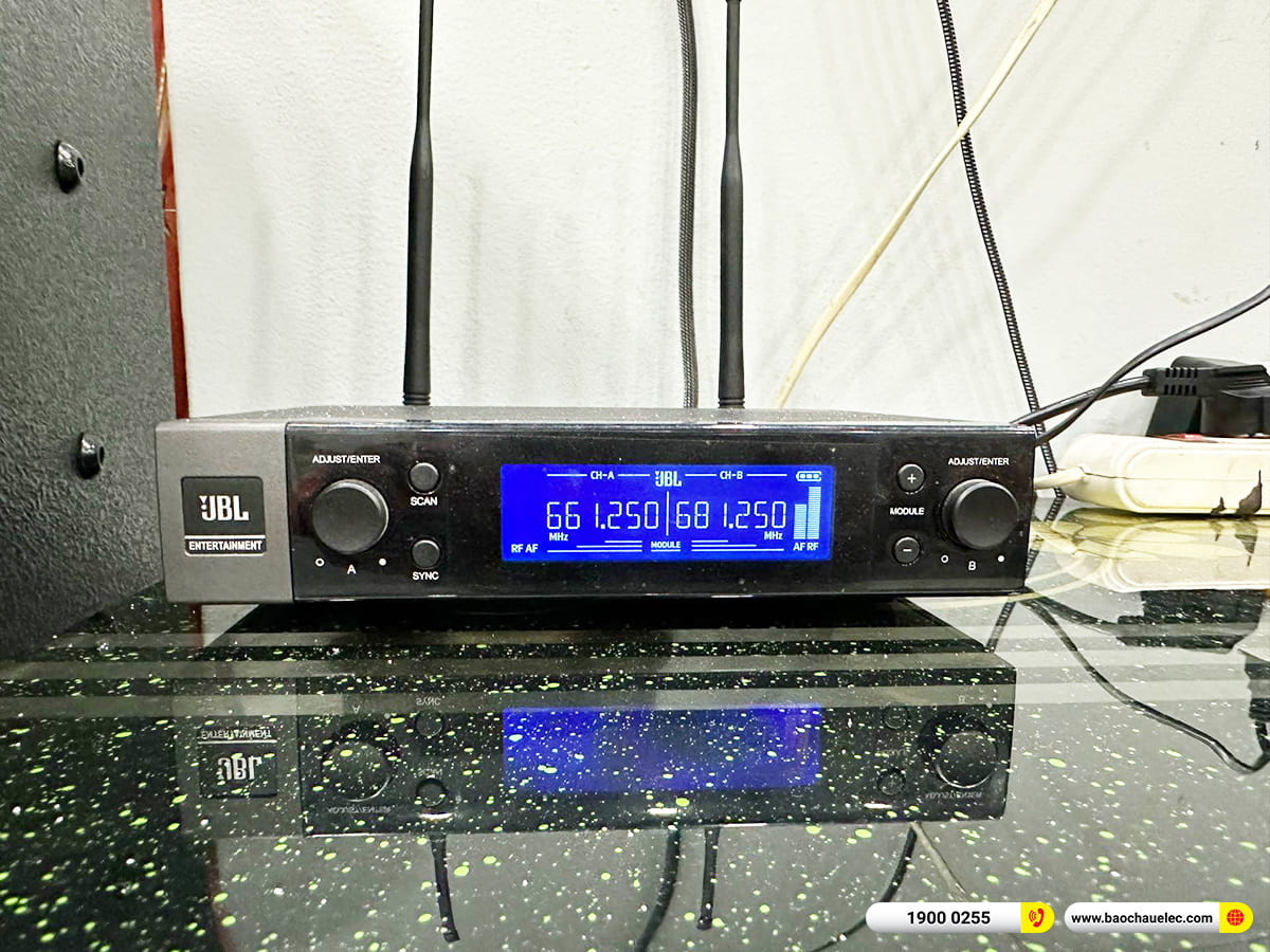 Lắp đặt d&agrave;n karaoke RCF gần 97tr cho c&ocirc; Xuyến ở TPHCM