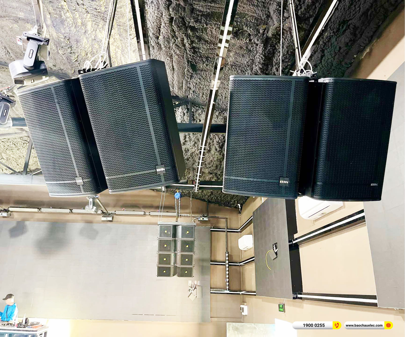 Lắp đặt d&agrave;n line array ACTPRO gần 593tr cho qu&aacute;n bar ở Tr&agrave; Vinh