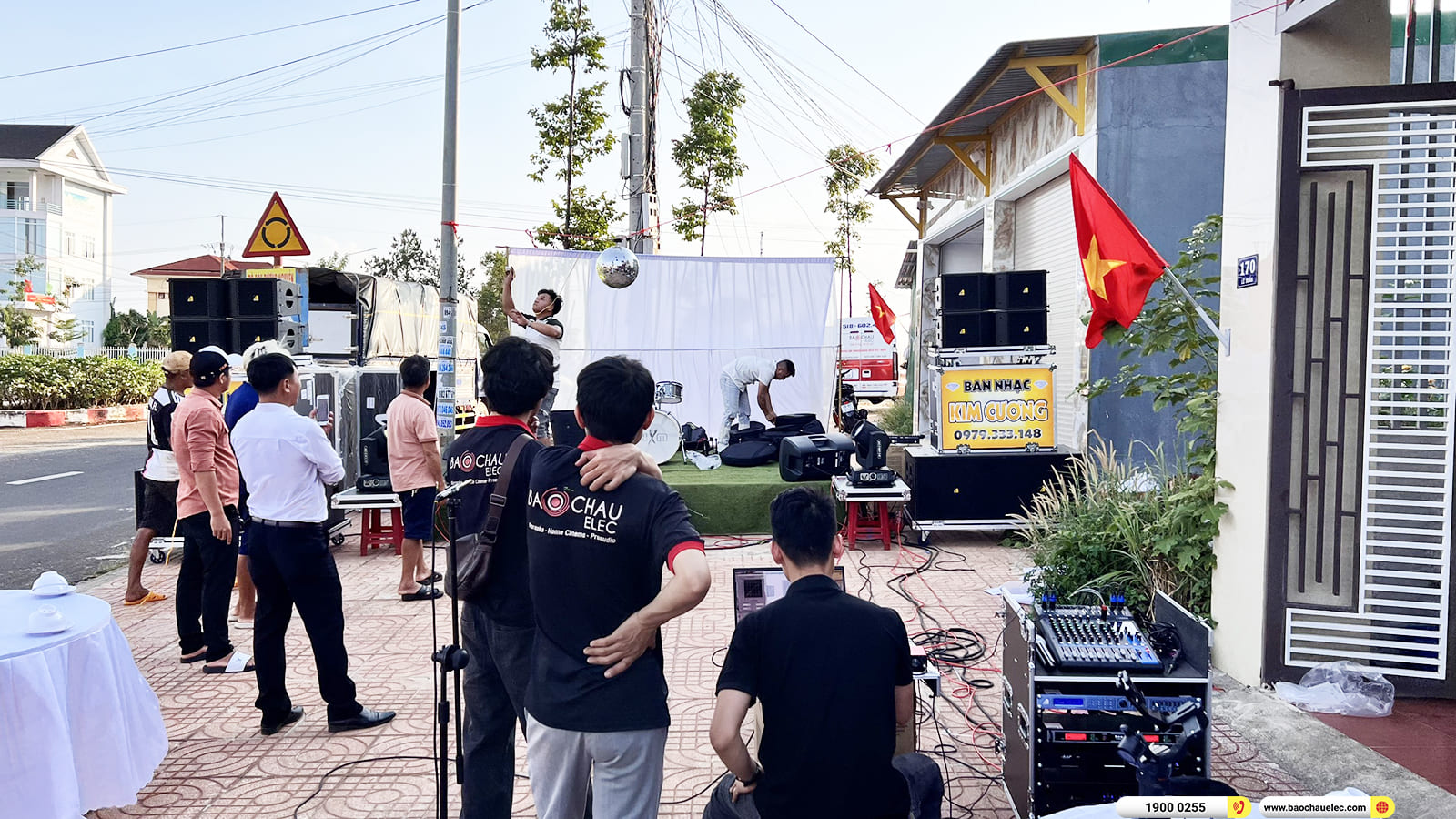 Lắp đặt dàn Line Array Actpro sự kiện, đám cưới gần 155tr cho anh Thắng ở Đăk Nông