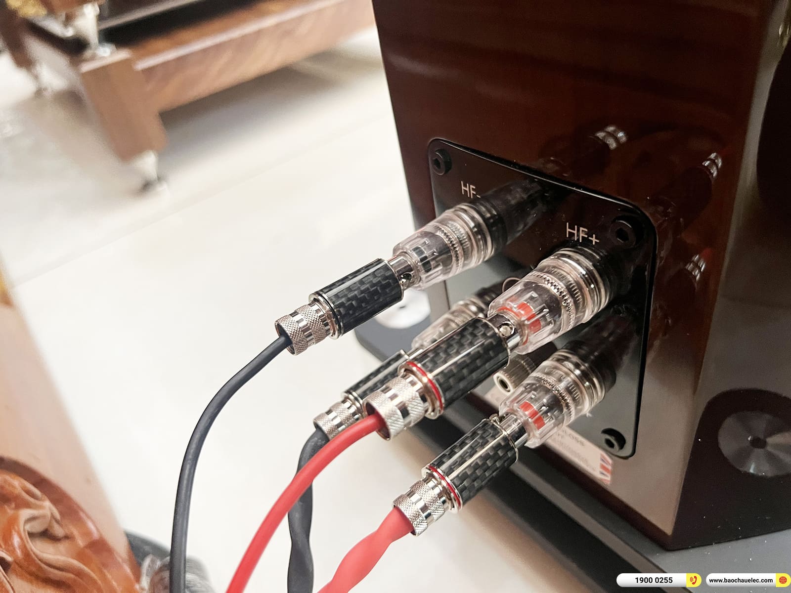Lắp đặt d&agrave;n nghe nhạc Hi-end Fyne Audio cho kh&aacute;ch h&agrave;ng ở TPHCM