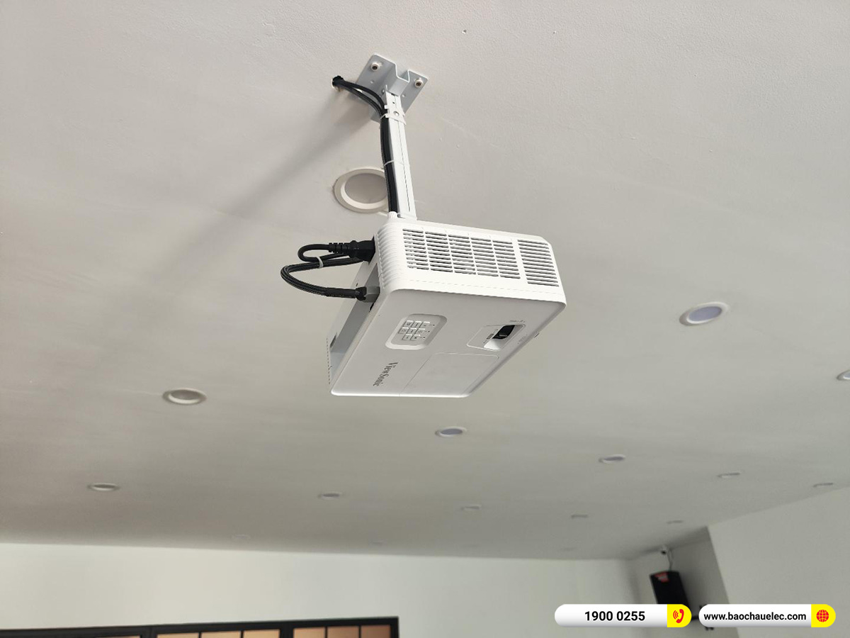 Lắp đặt máy chiếu Viewsonic PX704HD trị giá hơn 18tr cho Công ty CP Kiềm Saphia tại Hà Nội