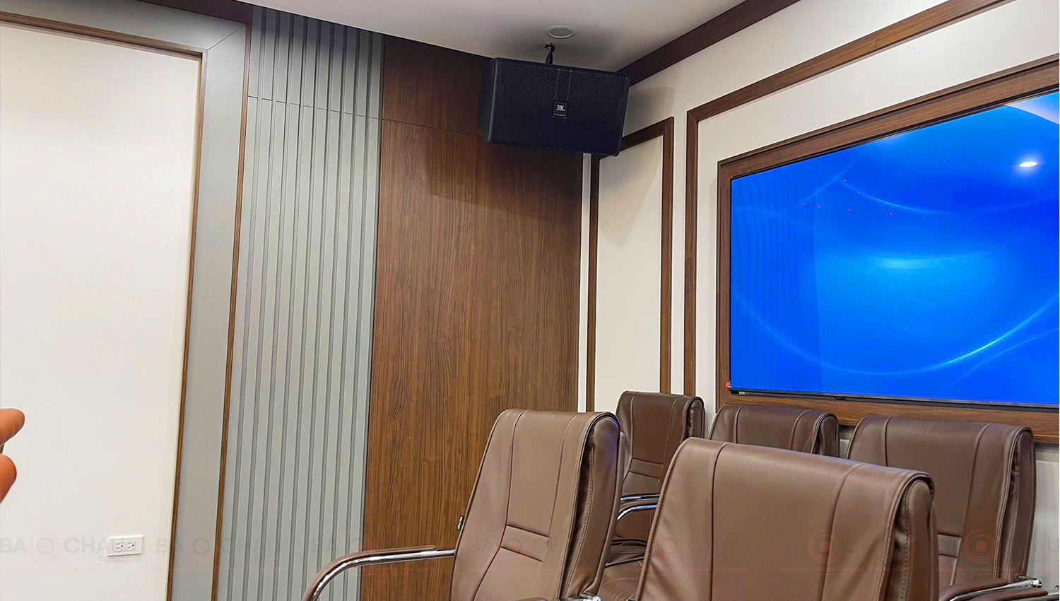 &acirc;m thanh ph&ograve;ng họp, hội nghị cho C&ocirc;ng ty CP Điện Việt L&agrave;o tại H&agrave; Nội