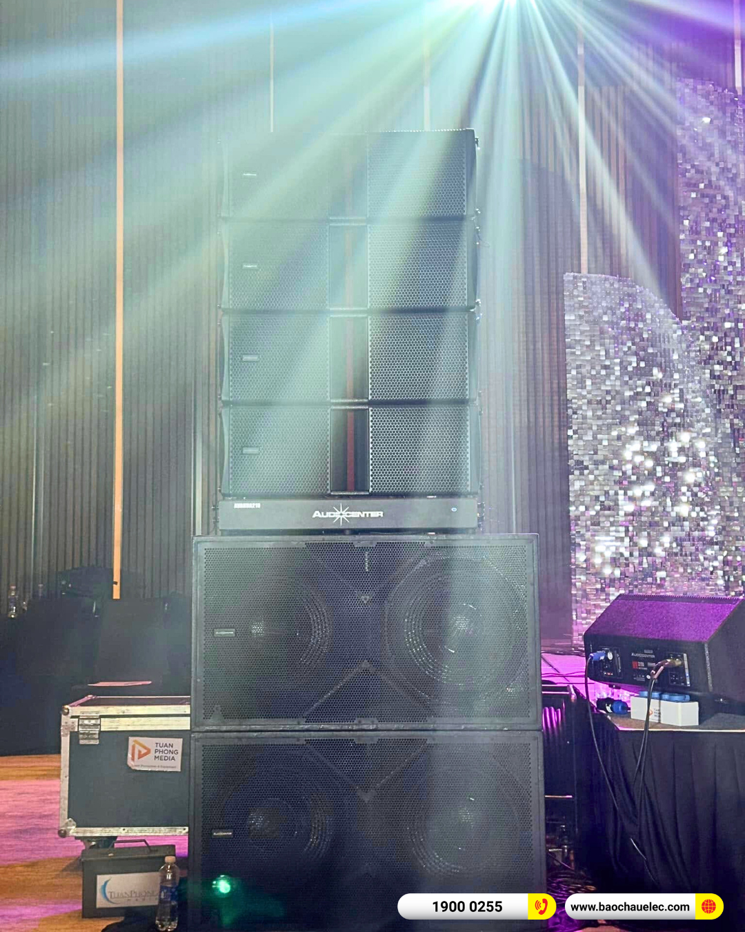 Lắp đặt hệ thống Line Array Audiocenter Avanda 210A cho sự kiện New Year Party 2025 tại RMIT University