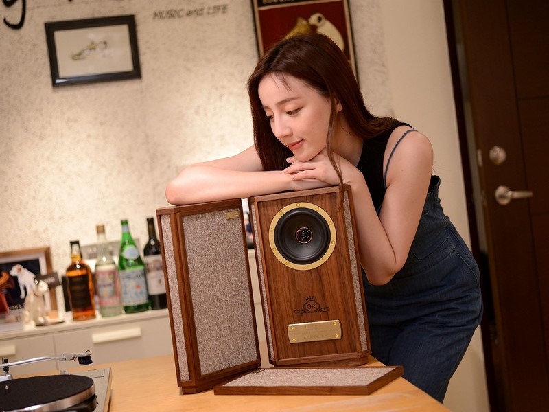 loa Tannoy Autograph Mini-OW