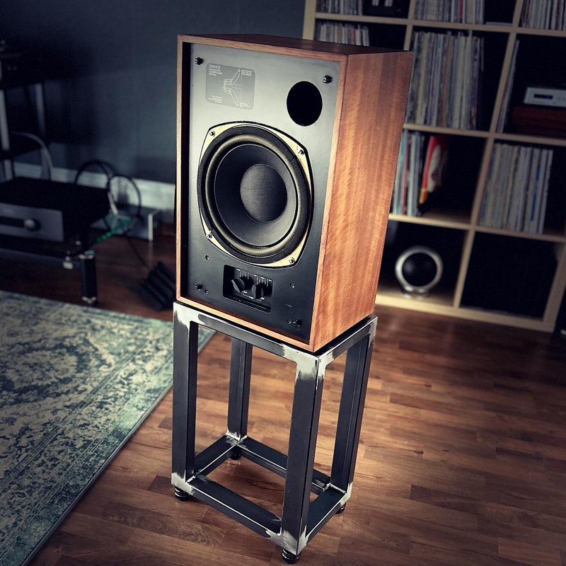 Loa tannoy Eaton