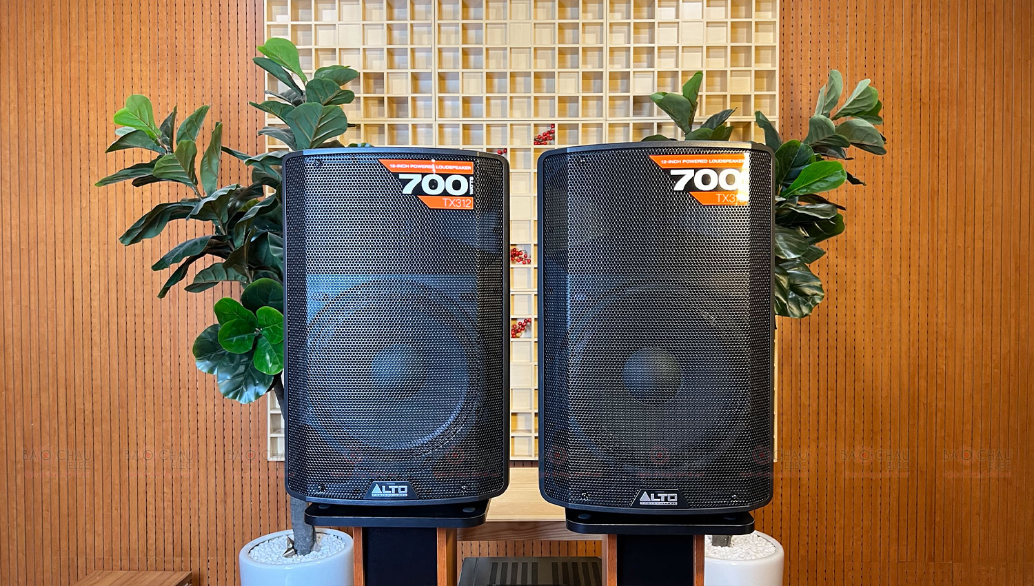 Loa Alto TX312 (Active, Bass 30cm)