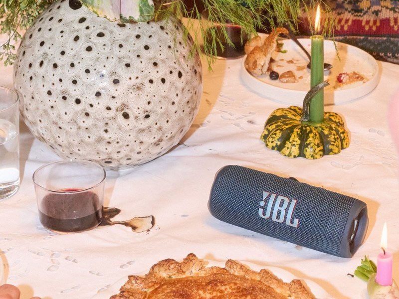 loa bluetooth JBL ch&iacute;nh h&atilde;ng